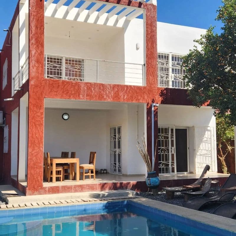 Villa 4 chambres Ngaparou - Piscine 2 niveaux à louer