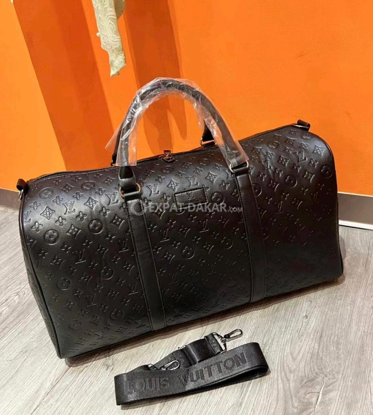 Sac de voyage Louis Vuitton cuir noir