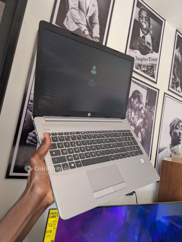 Portable HP Pavilion 15 - Core i5 8ème génération 256GB SSD 8GB RAM
