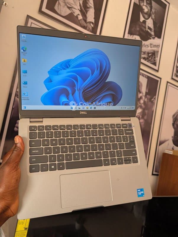 Dell Latitude 5320 - Intel i5 11e gén, SSD 256GB, RAM 16GB