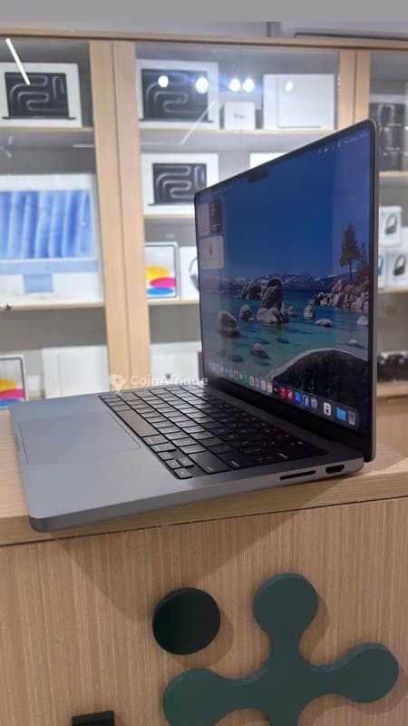 MacBook Pro 14" M3 8GB RAM 512GB - Import USA