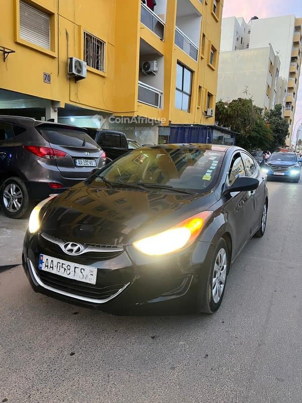 Hyundai Elantra automatique 2013 essence