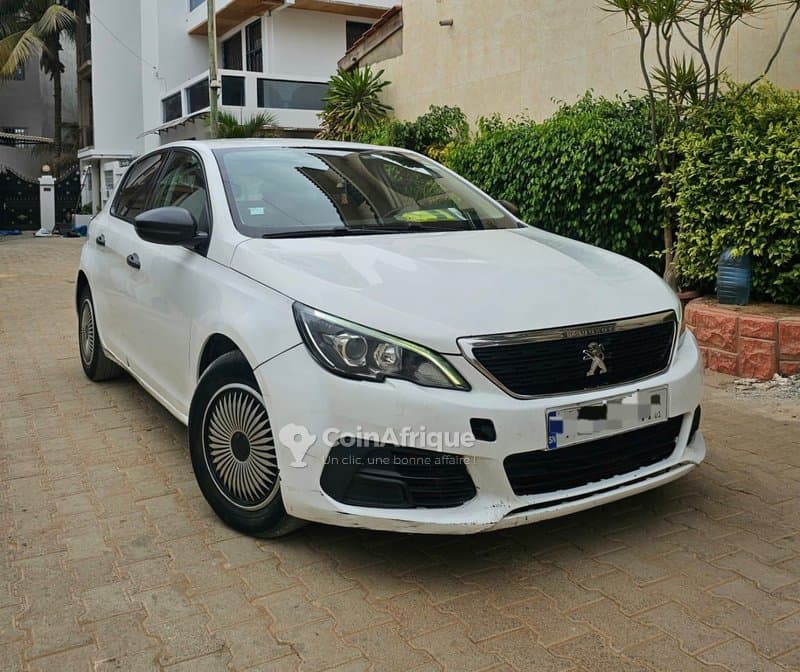 Peugeot 308 T9 2018 - Manuel Diesel - État impeccable