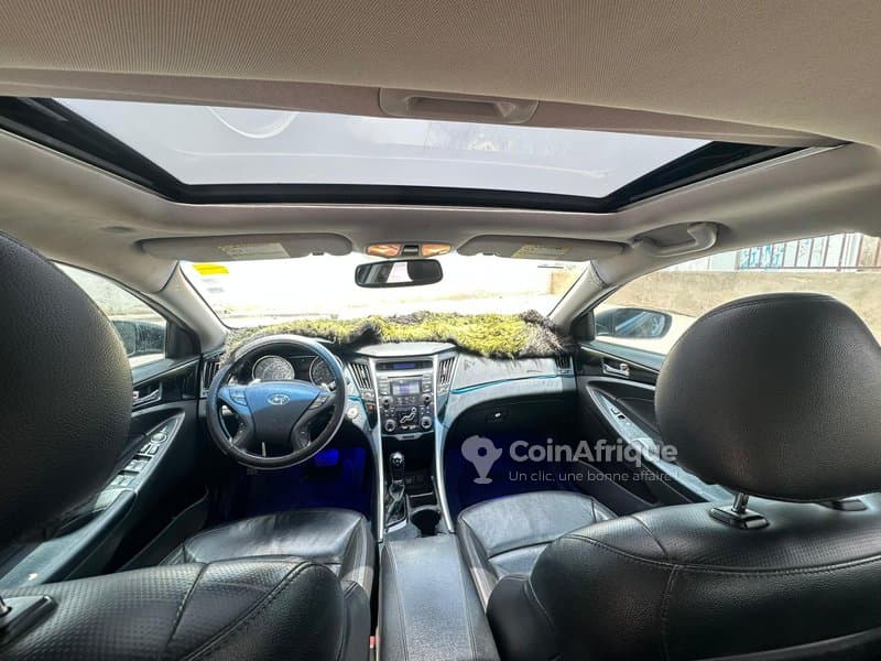 Hyundai Sonata automatique essence climatisée