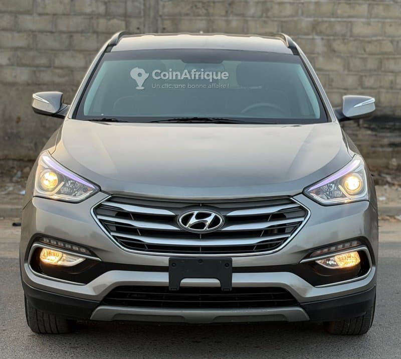 Santa Fe 2018 - 4x4 automatique très bien entretenu