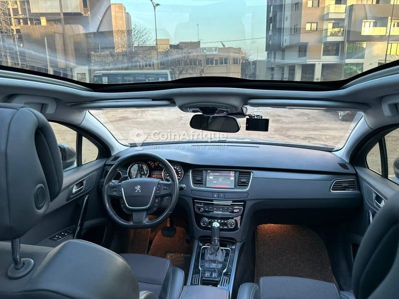 Peugeot 508 2016 automatique diesel - état neuf